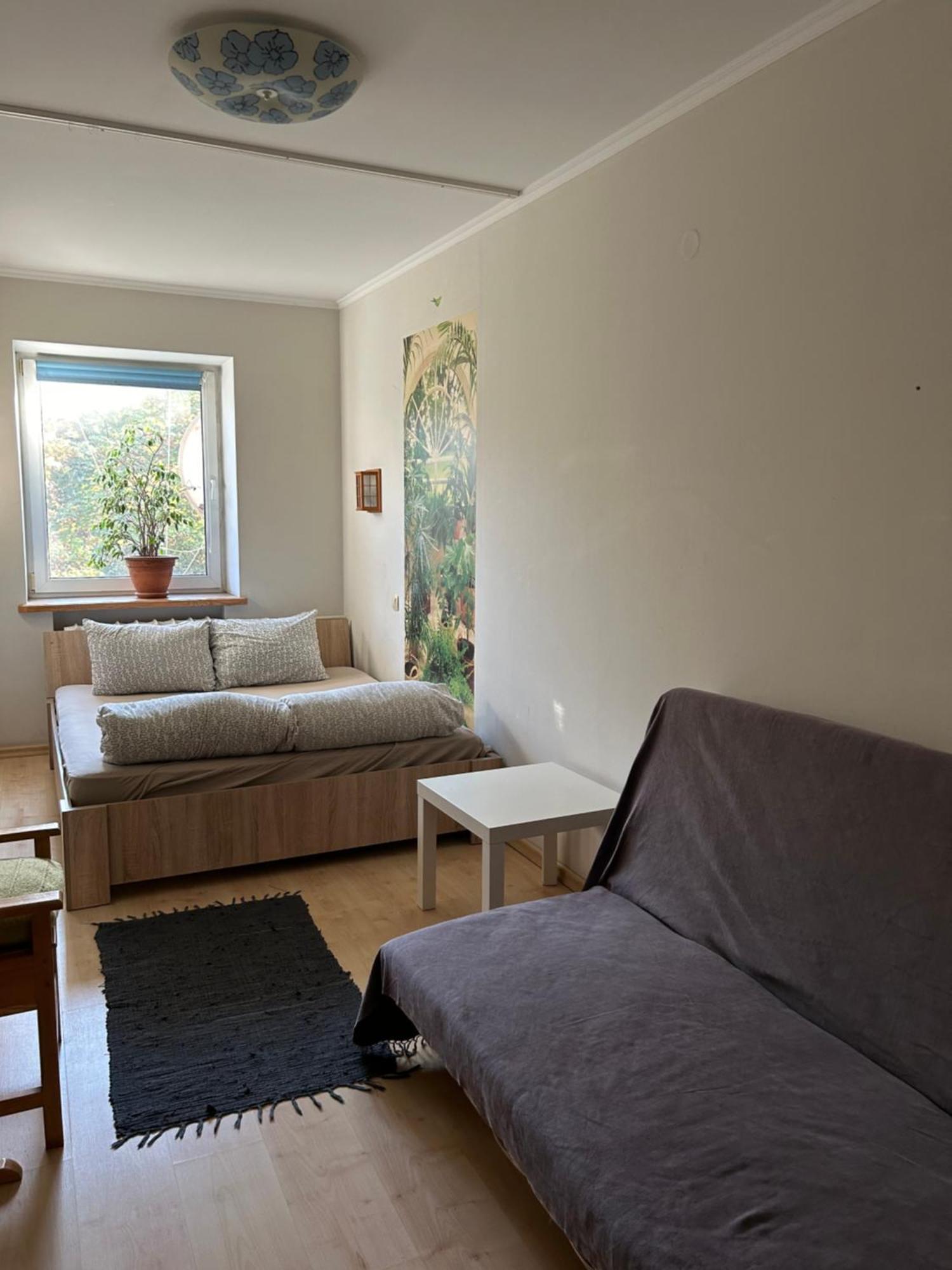 Three Bedroom Stepana Bandery Street Rivne Exterior foto