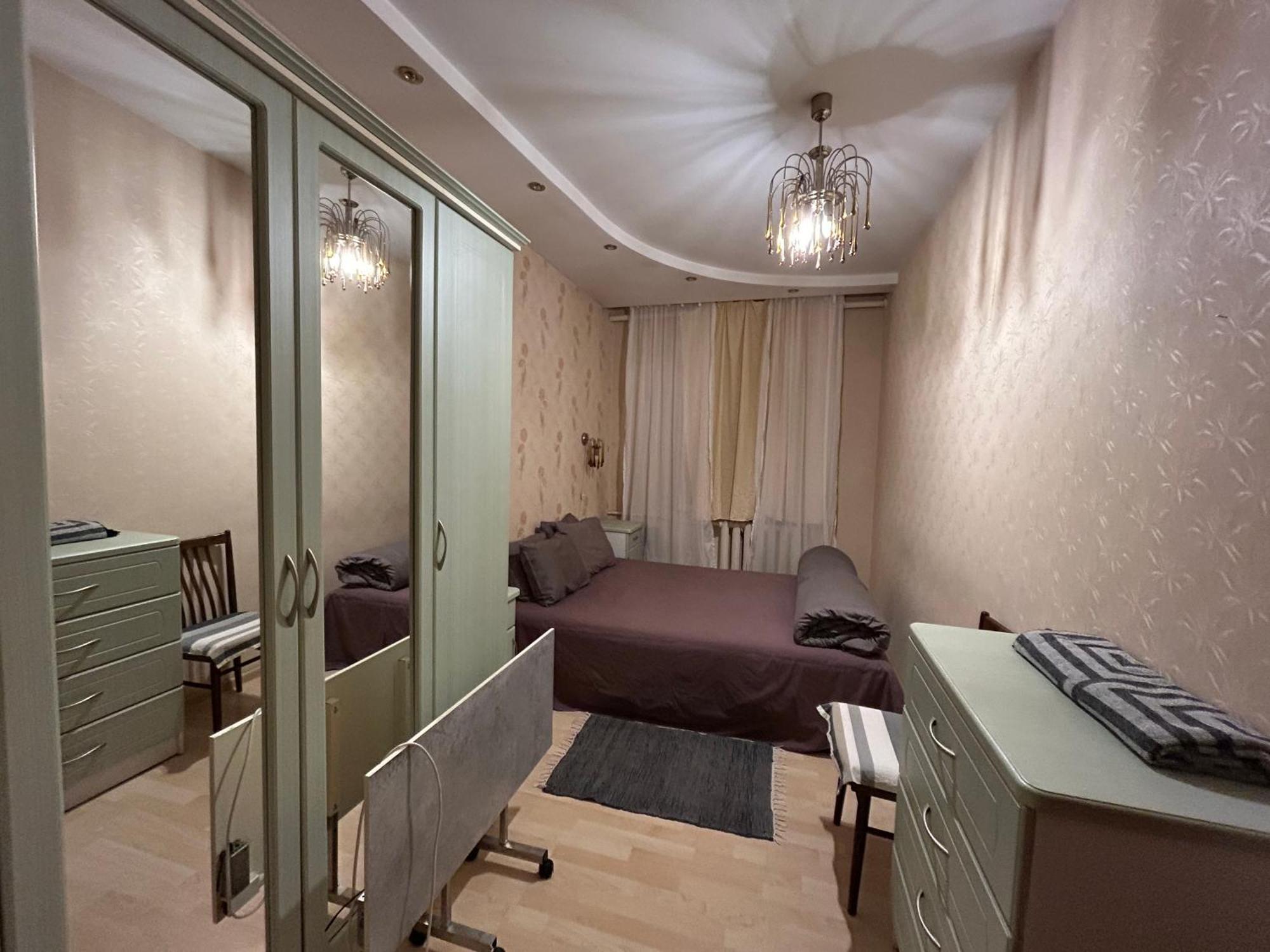 Three Bedroom Stepana Bandery Street Rivne Exterior foto